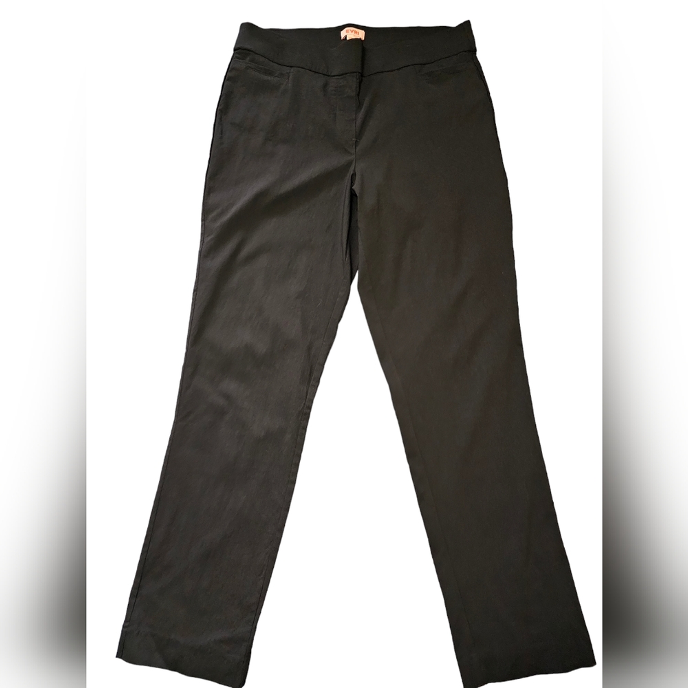 EVRI straight leg high rise stretchy pants black size 16W.  EUC